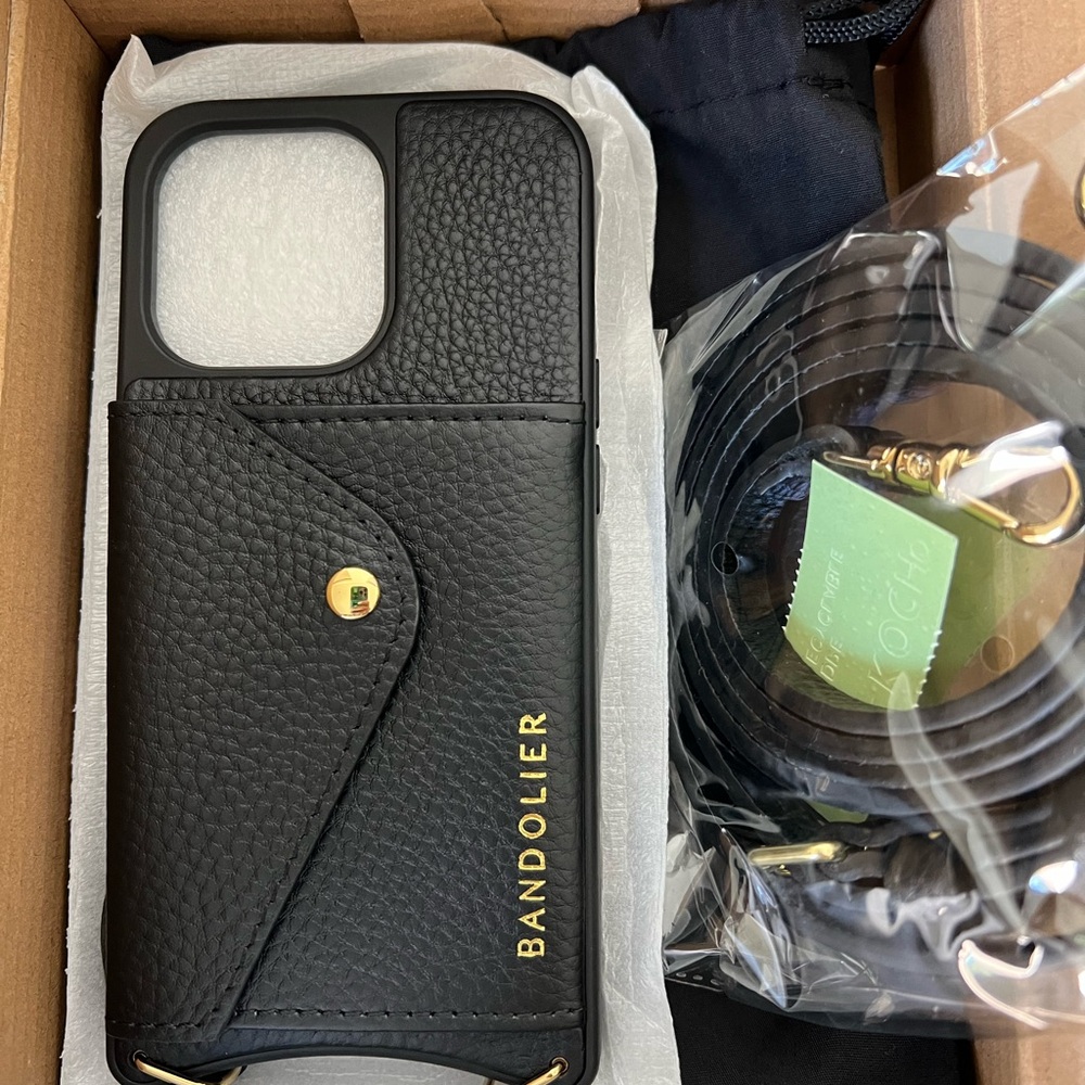 BRAND NEW NEVER OPENED Bandolier Donna Crossbody